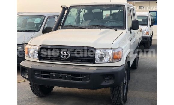 Buy Import Toyota Land Cruiser White Car in Import - Dubai in Kailahun Buy Import Toyota Land Cruiser White Car in Import - Dubai in Kailahun
