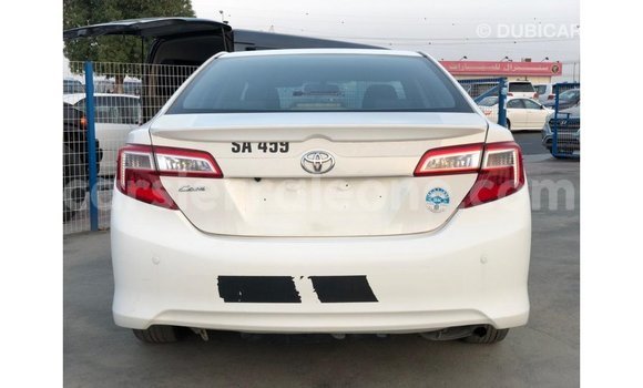 Buy Import Toyota Camry White Car in Import - Dubai in Kailahun Buy Import Toyota Camry White Car in Import - Dubai in Kailahun