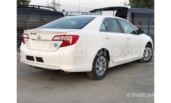 Buy Import Toyota Camry White Car in Import - Dubai in Kailahun Buy Import Toyota Camry White Car in Import - Dubai in Kailahun