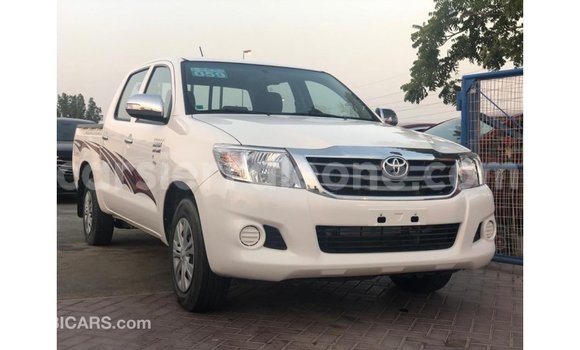 Buy Import Toyota Hilux White Car in Import - Dubai in Kailahun Buy Import Toyota Hilux White Car in Import - Dubai in Kailahun