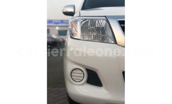 Buy Import Toyota Hilux White Car in Import - Dubai in Kailahun Buy Import Toyota Hilux White Car in Import - Dubai in Kailahun