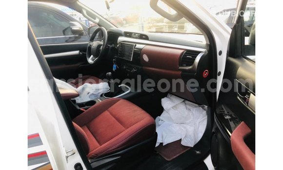 Buy Import Toyota Hilux White Car in Import - Dubai in Kailahun Buy Import Toyota Hilux White Car in Import - Dubai in Kailahun