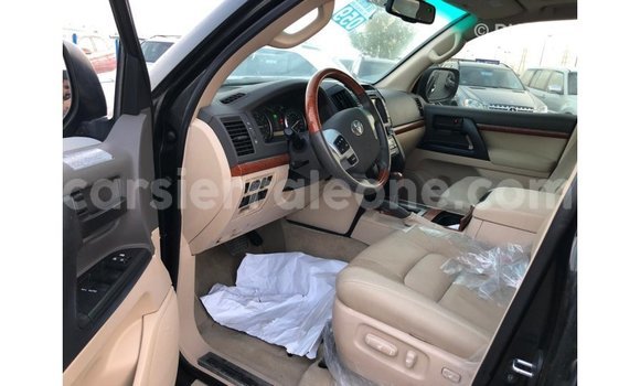 Buy Import Toyota Land Cruiser Black Car in Import - Dubai in Kailahun Buy Import Toyota Land Cruiser Black Car in Import - Dubai in Kailahun