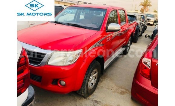 Acheter Import Voiture Toyota Hilux Rouge à Import - Dubai, Kailahun Acheter Import Voiture Toyota Hilux Rouge à Import - Dubai, Kailahun