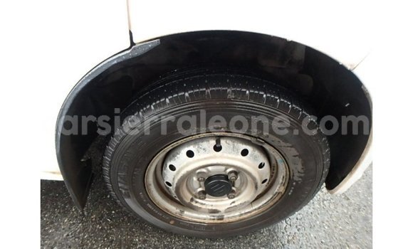 Buy Import Suzuki Every White Car in Import - Dubai in Kailahun Buy Import Suzuki Every White Car in Import - Dubai in Kailahun