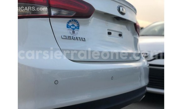 Acheter Import Voiture Kia Cerato Blanc à Import - Dubai, Kailahun Acheter Import Voiture Kia Cerato Blanc à Import - Dubai, Kailahun