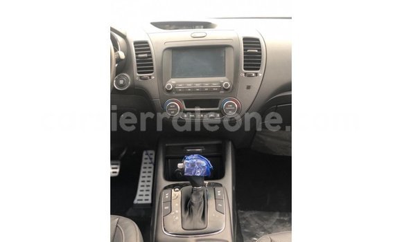 Acheter Import Voiture Kia Cerato Blanc à Import - Dubai, Kailahun Acheter Import Voiture Kia Cerato Blanc à Import - Dubai, Kailahun