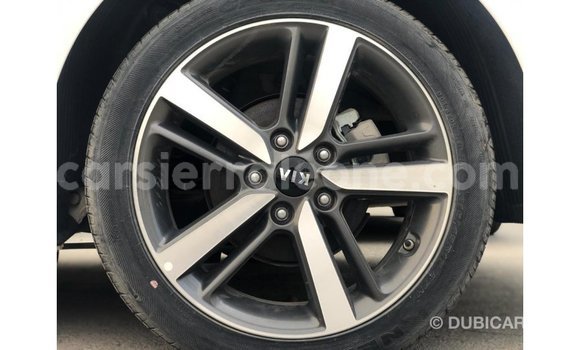 Acheter Import Voiture Kia Cerato Blanc à Import - Dubai, Kailahun Acheter Import Voiture Kia Cerato Blanc à Import - Dubai, Kailahun