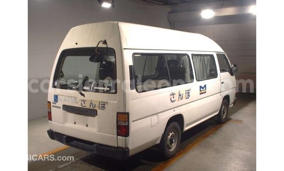 Buy Import Nissan Caravan White Car in Import - Dubai in Kailahun Buy Import Nissan Caravan White Car in Import - Dubai in Kailahun