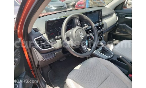 Buy Import Kia Carens Other Car in Import - Dubai in Kailahun Buy Import Kia Carens Other Car in Import - Dubai in Kailahun