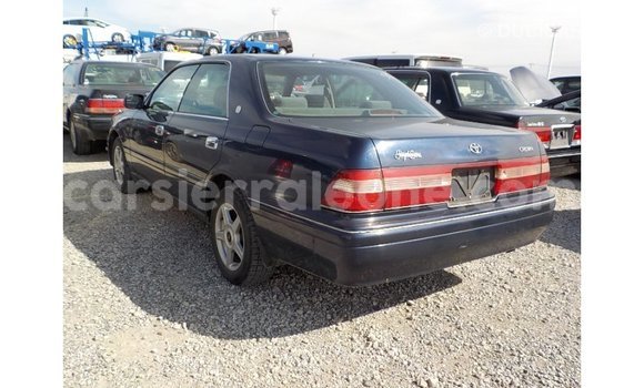 Buy Import Toyota Crown Blue Car in Import - Dubai in Kailahun Buy Import Toyota Crown Blue Car in Import - Dubai in Kailahun
