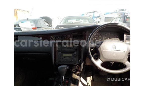 Buy Import Toyota Crown Blue Car in Import - Dubai in Kailahun Buy Import Toyota Crown Blue Car in Import - Dubai in Kailahun