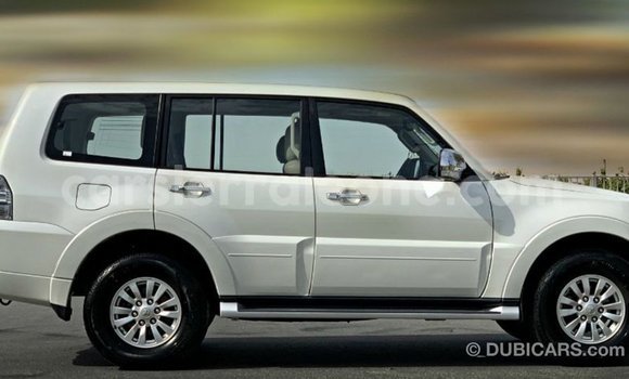 Buy Import Mitsubishi Pajero White Car in Import - Dubai in Kailahun Buy Import Mitsubishi Pajero White Car in Import - Dubai in Kailahun