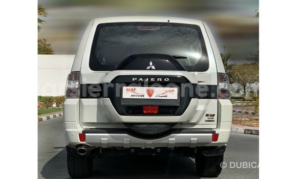 Buy Import Mitsubishi Pajero White Car in Import - Dubai in Kailahun Buy Import Mitsubishi Pajero White Car in Import - Dubai in Kailahun