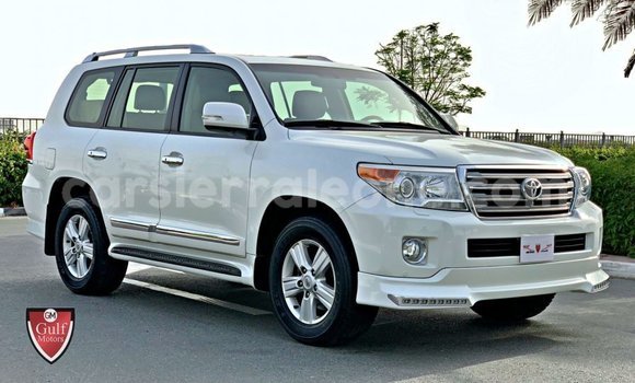 Buy Import Toyota Land Cruiser White Car in Import - Dubai in Kailahun Buy Import Toyota Land Cruiser White Car in Import - Dubai in Kailahun