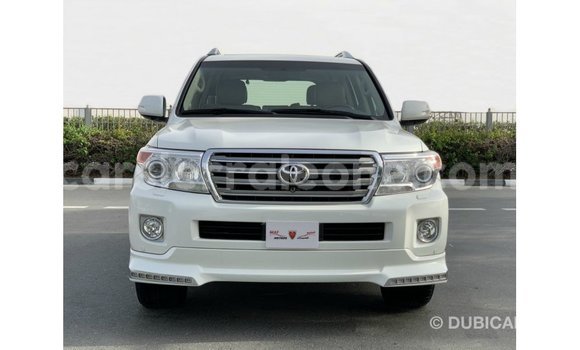 Buy Import Toyota Land Cruiser White Car in Import - Dubai in Kailahun Buy Import Toyota Land Cruiser White Car in Import - Dubai in Kailahun