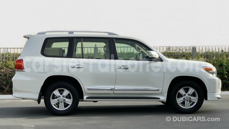 Big with watermark toyota land cruiser kailahun import dubai 7016