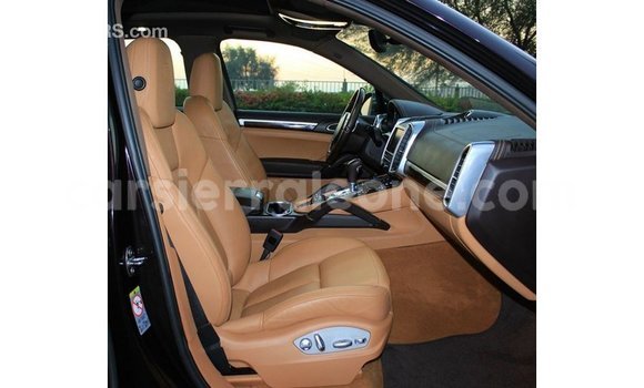 Buy Import Porsche Cayenne Other Car in Import - Dubai in Kailahun Buy Import Porsche Cayenne Other Car in Import - Dubai in Kailahun