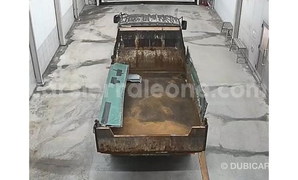 Buy Import Nissan Evalia Brown Truck in Import - Dubai in Kailahun Buy Import Nissan Evalia Brown Truck in Import - Dubai in Kailahun