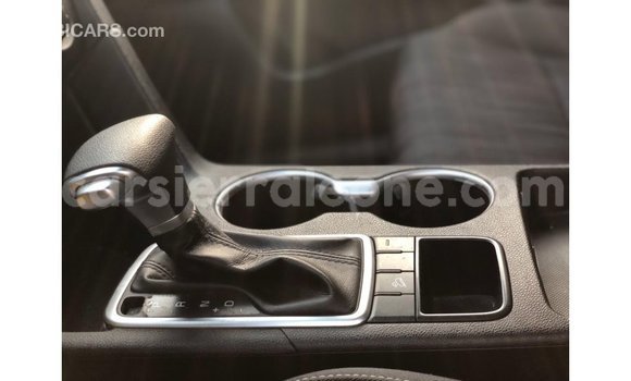 Acheter Import Voiture Kia Sportage Autre à Import - Dubai, Kailahun Acheter Import Voiture Kia Sportage Autre à Import - Dubai, Kailahun