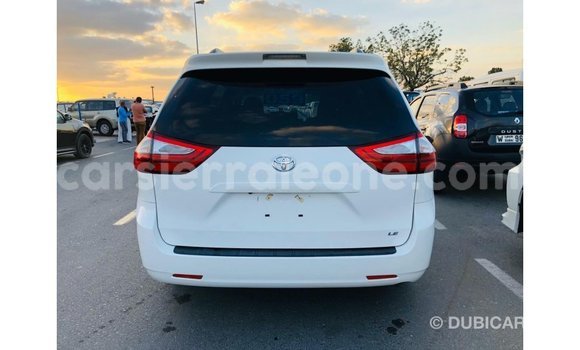 Buy Import Toyota Sienna White Car in Import - Dubai in Kailahun Buy Import Toyota Sienna White Car in Import - Dubai in Kailahun