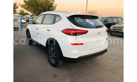 Buy Import Hyundai Tucson White Car in Import - Dubai in Kailahun Buy Import Hyundai Tucson White Car in Import - Dubai in Kailahun