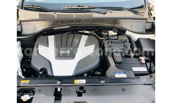 Buy Import Hyundai Santa Fe Other Car in Import - Dubai in Kailahun Buy Import Hyundai Santa Fe Other Car in Import - Dubai in Kailahun