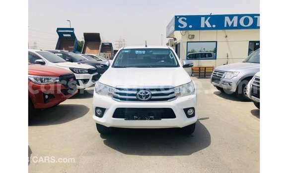 Buy Import Toyota Hilux White Car in Import - Dubai in Kailahun Buy Import Toyota Hilux White Car in Import - Dubai in Kailahun