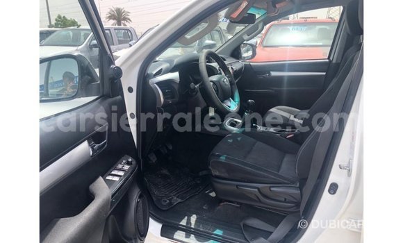 Buy Import Toyota Hilux White Car in Import - Dubai in Kailahun Buy Import Toyota Hilux White Car in Import - Dubai in Kailahun
