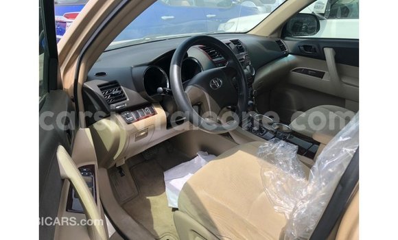 Buy Import Toyota Highlander Other Car in Import - Dubai in Kailahun Buy Import Toyota Highlander Other Car in Import - Dubai in Kailahun