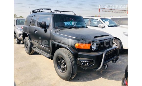 Buy Import Toyota FJ Cruiser Black Car in Import - Dubai in Kailahun Buy Import Toyota FJ Cruiser Black Car in Import - Dubai in Kailahun