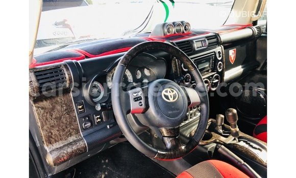 Buy Import Toyota FJ Cruiser Black Car in Import - Dubai in Kailahun Buy Import Toyota FJ Cruiser Black Car in Import - Dubai in Kailahun