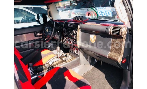 Buy Import Toyota FJ Cruiser Black Car in Import - Dubai in Kailahun Buy Import Toyota FJ Cruiser Black Car in Import - Dubai in Kailahun