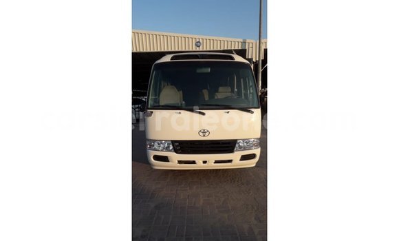 Buy Import Toyota Coaster White Car in Import - Dubai in Kailahun Buy Import Toyota Coaster White Car in Import - Dubai in Kailahun