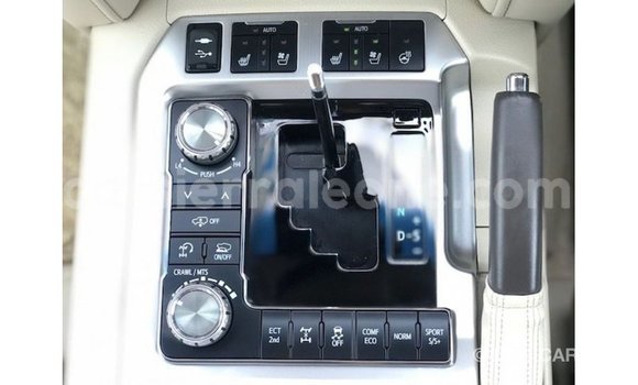 Buy Import Toyota Land Cruiser Black Car in Import - Dubai in Kailahun Buy Import Toyota Land Cruiser Black Car in Import - Dubai in Kailahun