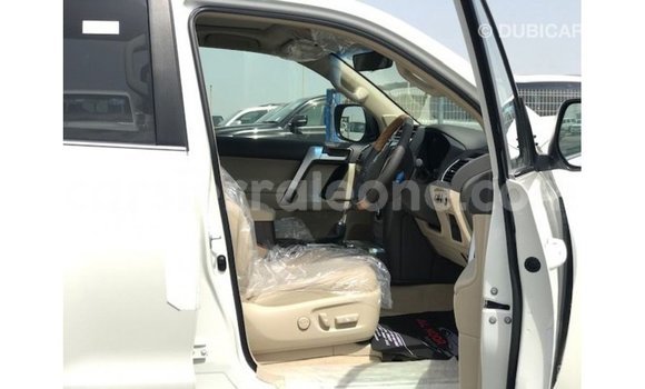 Buy Import Toyota Prado White Car in Import - Dubai in Kailahun Buy Import Toyota Prado White Car in Import - Dubai in Kailahun