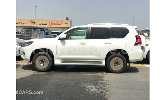 Buy Import Toyota Prado White Car in Import - Dubai in Kailahun Buy Import Toyota Prado White Car in Import - Dubai in Kailahun