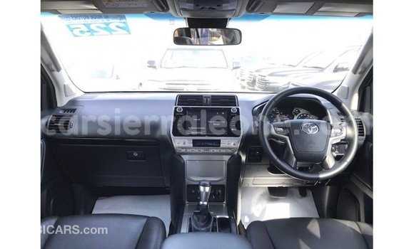 Buy Import Toyota Prado Blue Car in Import - Dubai in Kailahun Buy Import Toyota Prado Blue Car in Import - Dubai in Kailahun