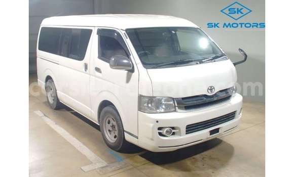 Buy Import Toyota Hiace White Car in Import - Dubai in Kailahun Buy Import Toyota Hiace White Car in Import - Dubai in Kailahun