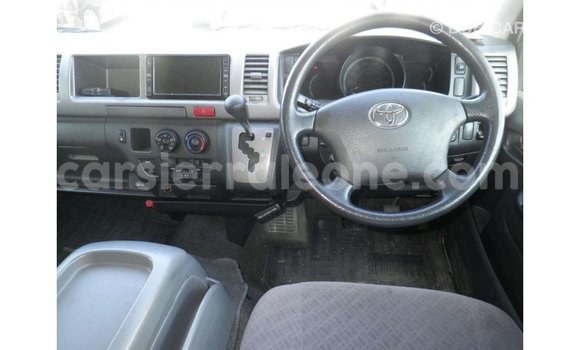 Buy Import Toyota Hiace White Car in Import - Dubai in Kailahun Buy Import Toyota Hiace White Car in Import - Dubai in Kailahun