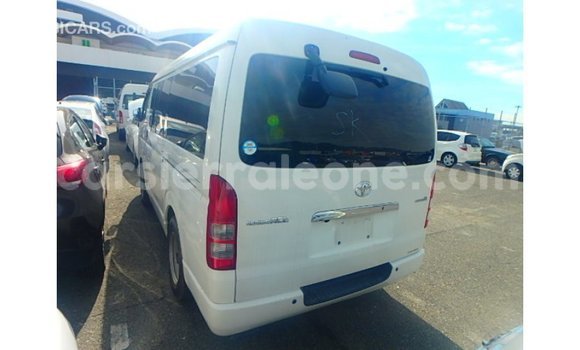 Buy Import Toyota Hiace White Car in Import - Dubai in Kailahun Buy Import Toyota Hiace White Car in Import - Dubai in Kailahun