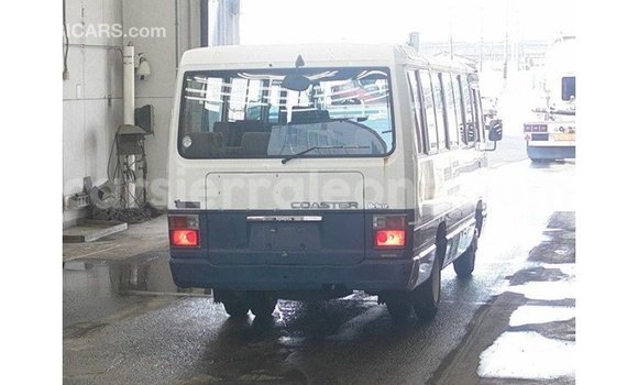 Buy Import Toyota Coaster White Car in Import - Dubai in Kailahun Buy Import Toyota Coaster White Car in Import - Dubai in Kailahun