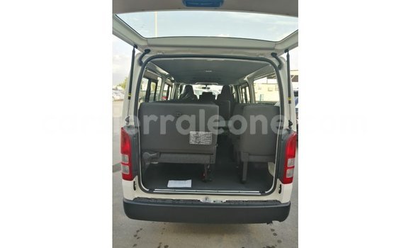 Buy Import Toyota Hiace White Car in Import - Dubai in Kailahun Buy Import Toyota Hiace White Car in Import - Dubai in Kailahun