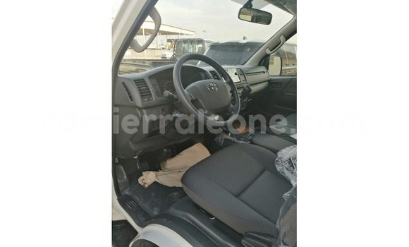 Buy Import Toyota Hiace White Car in Import - Dubai in Kailahun Buy Import Toyota Hiace White Car in Import - Dubai in Kailahun