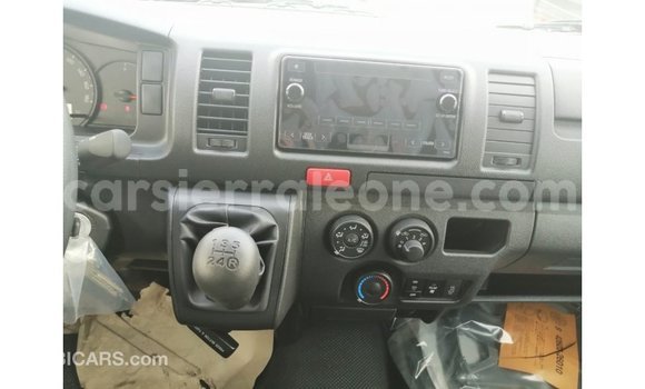 Buy Import Toyota Hiace White Car in Import - Dubai in Kailahun Buy Import Toyota Hiace White Car in Import - Dubai in Kailahun