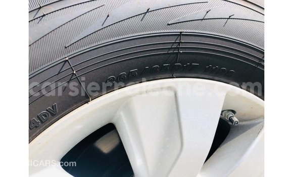 Acheter Import Voiture Toyota Hilux Blanc à Import - Dubai, Kailahun Acheter Import Voiture Toyota Hilux Blanc à Import - Dubai, Kailahun