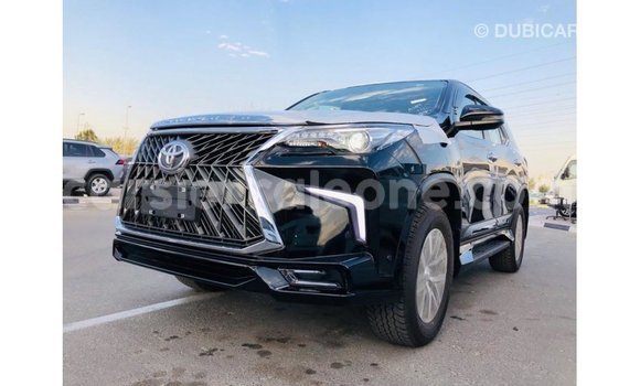 Buy Import Toyota Fortuner Black Car in Import - Dubai in Kailahun Buy Import Toyota Fortuner Black Car in Import - Dubai in Kailahun
