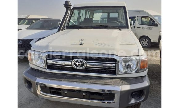 Buy Import Toyota Land Cruiser White Car in Import - Dubai in Kailahun
