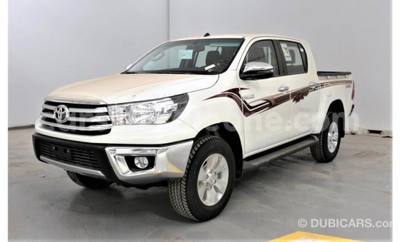Buy Import Toyota Hilux White Car in Import - Dubai in Kailahun Buy Import Toyota Hilux White Car in Import - Dubai in Kailahun