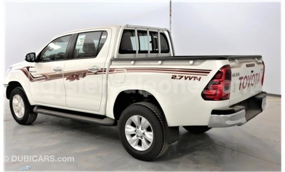 Buy Import Toyota Hilux White Car in Import - Dubai in Kailahun Buy Import Toyota Hilux White Car in Import - Dubai in Kailahun